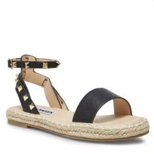 LAST CHANCE Steve Madden Black and Tan Sandals